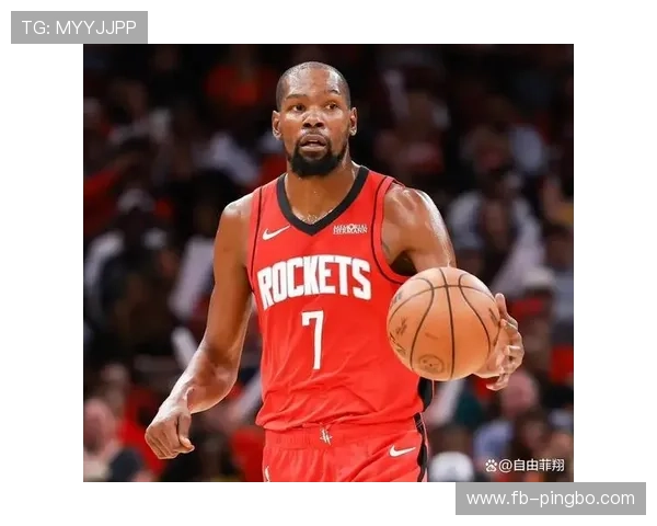 杜兰特与巴特勒挡拆配合提升关键时刻得分效率