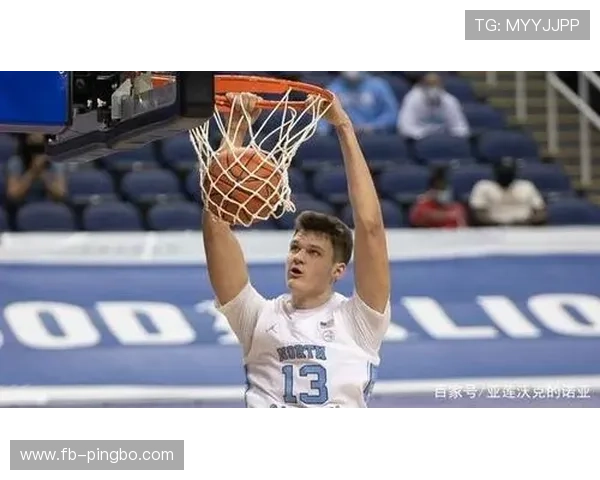 沃克·凯斯勒挡拆制造错位显著提升内线得分效率